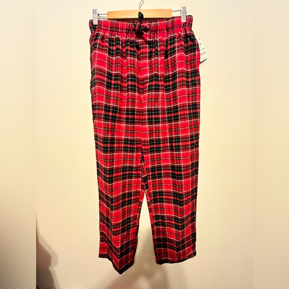 Charter Club Red and Black Plaid Flannel PJ/ Lounge Pants Size Médium NWT